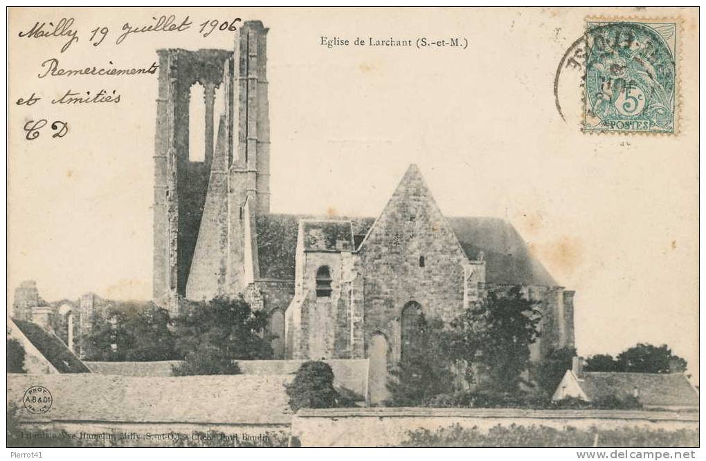 LARCHANT - L'Église - Larchant