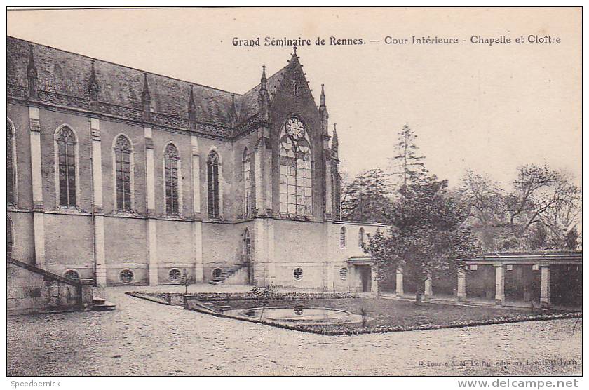 R1243 RENNES - Grand Séminaire - La Cour Intérieure Chapelle Et Cloitre; Tour Et Petitin - Rennes