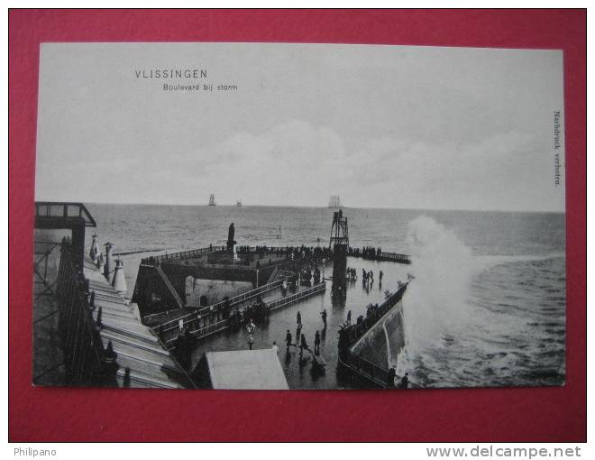 Netherlands---  Vlissingen-- Boulevard Bij Storm----Circa 1910--===ref 139 - Vlissingen