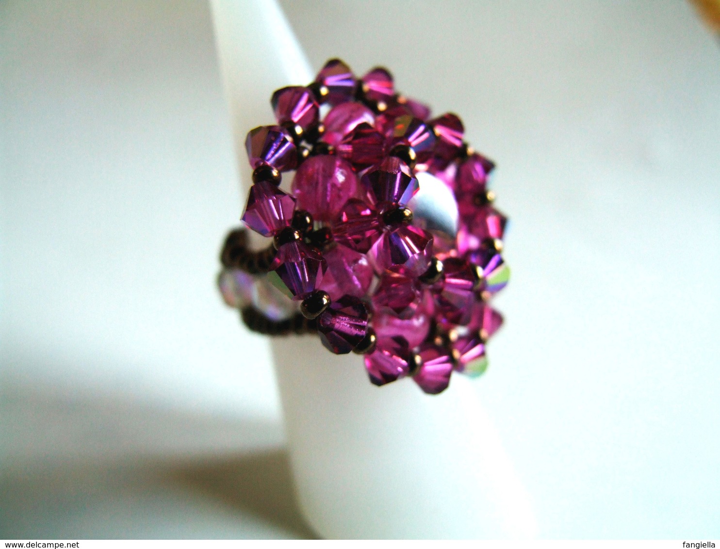 Superbe bague artisanale fuchsia véritable cristal Swarovski T.54/55