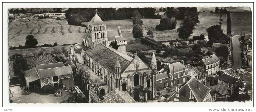 ST-JOUIN De MARNES. L'Eglise Abbatiale Du XIIè Siècle. Carte Panoramique 22.5x8.5 - Saint Jouin De Marnes