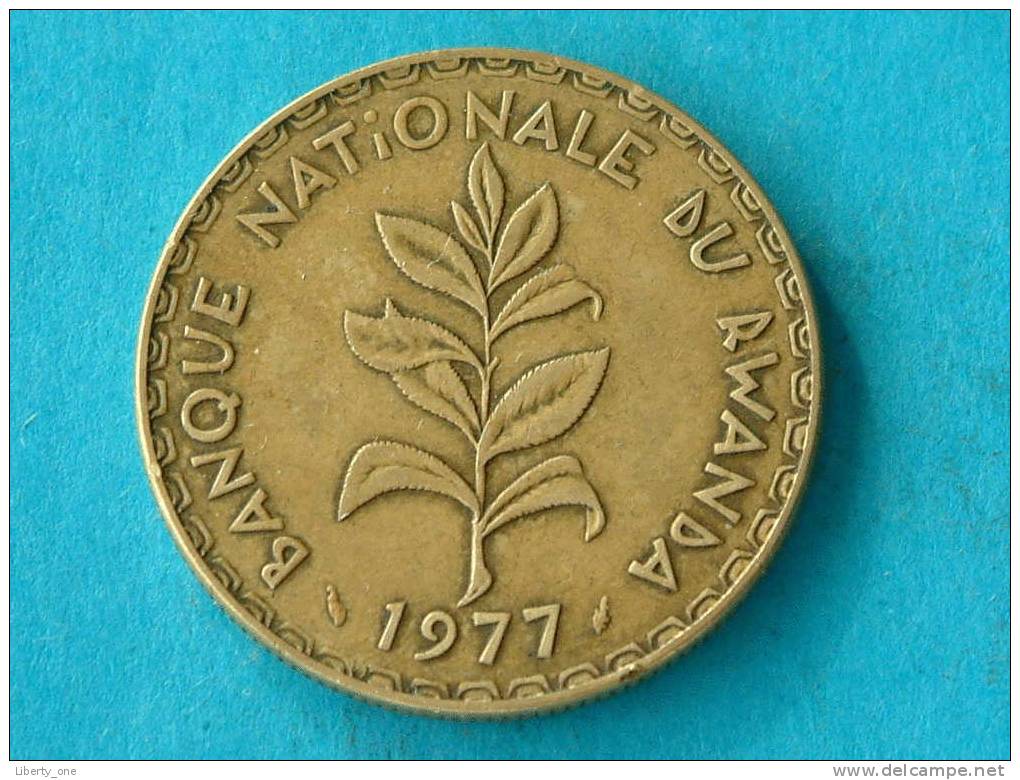 1977 - 50 FRANCS / KM 16 ( For Grade, Please See Photo ) !! - Rwanda