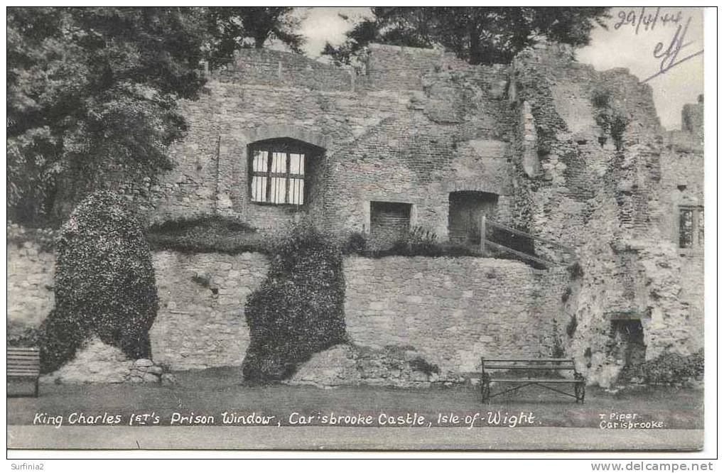 IOW - CARISBROOKE CASTLE - KING CHARLES I´S PRISON WINDOW  Iow195 - Andere & Zonder Classificatie