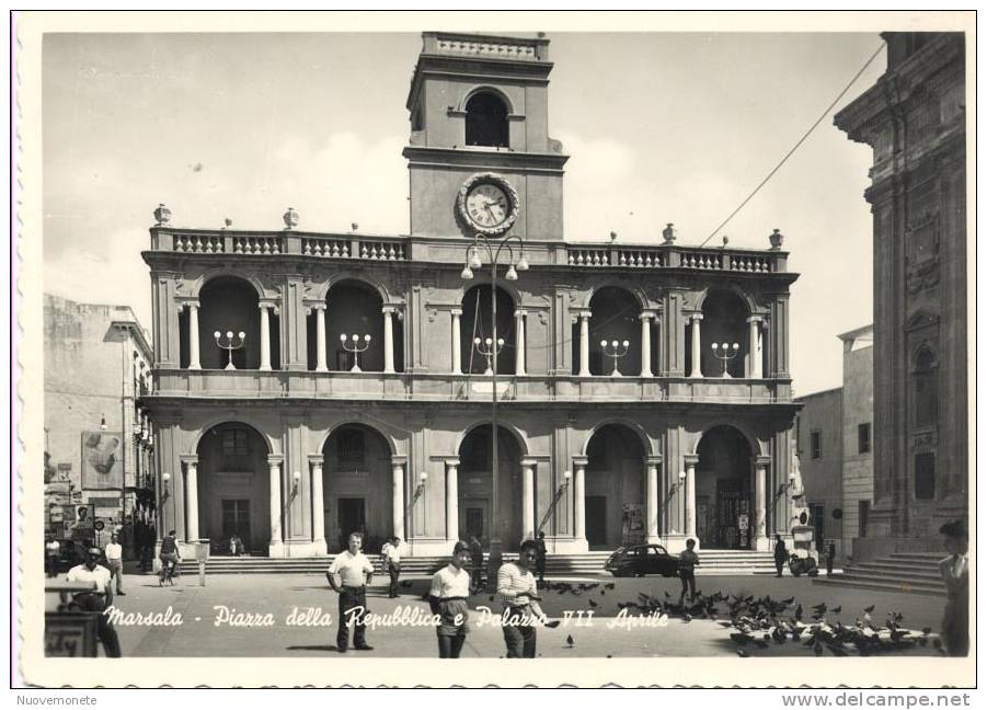 MARSALA - Piazza Della Repubblica E Palazzo VII Aprile - Anni '60 - Marsala