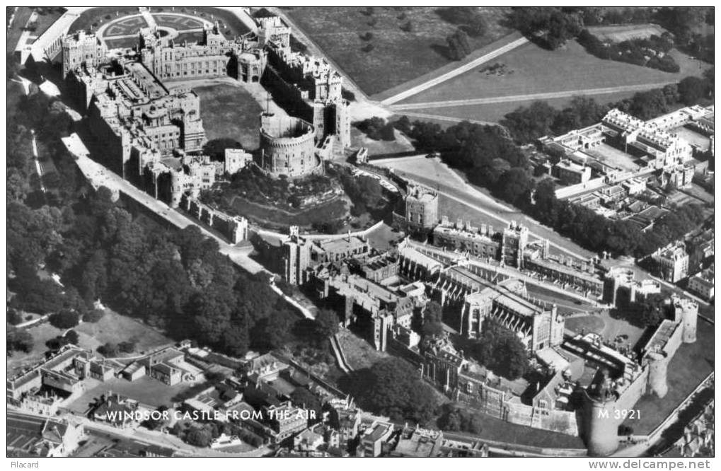 13668    Regno  Unito,   Windsor  Castle  From The  Air,  NV - Windsor Castle