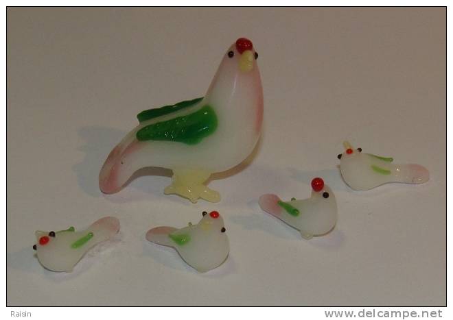 Perroquet Et Famille  Verre étiré Miniatures Décoratives 4 X 3cm TBE - Animali