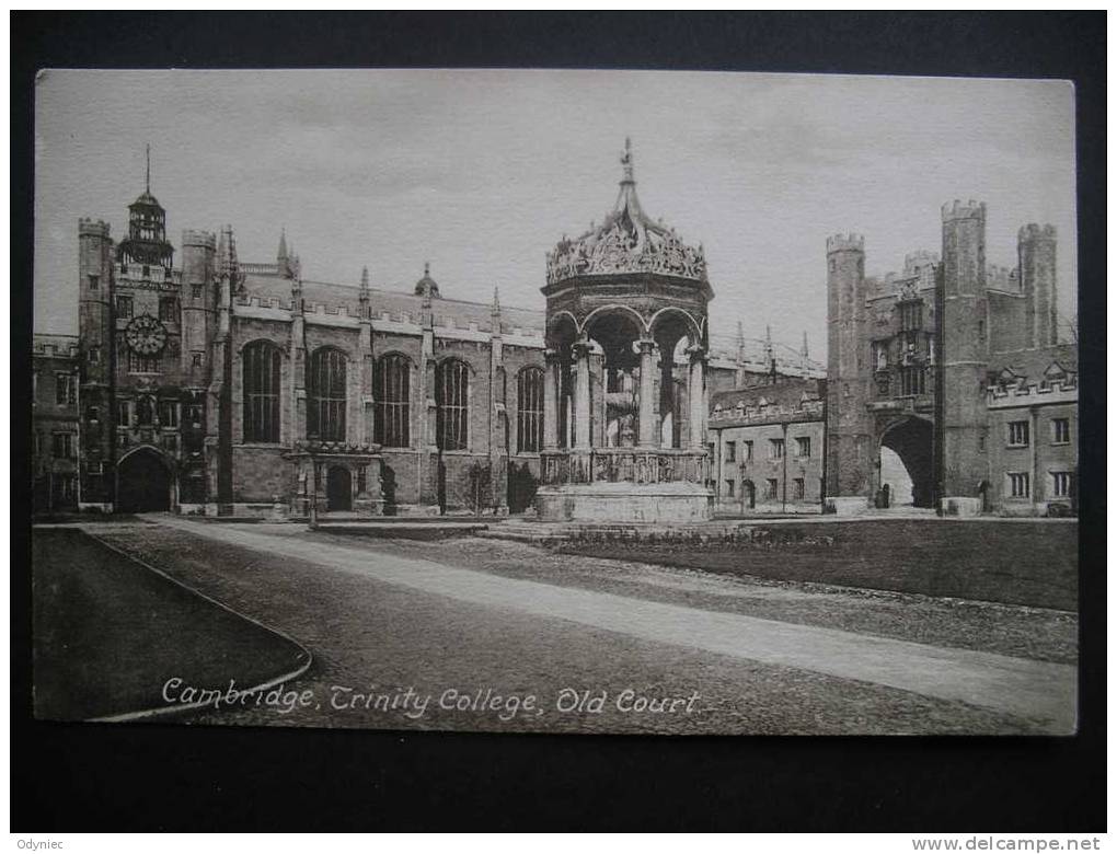 Trinity College,Old Court - Cambridge