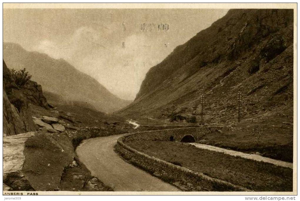 ROYAUME-UNI - LLANBERIS - CPA - LLANBERIS PASS - Caernarvonshire