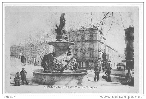 34 // CLERMONT L HERAULT - La Fontaine   ANIMEE - Clermont L'Hérault