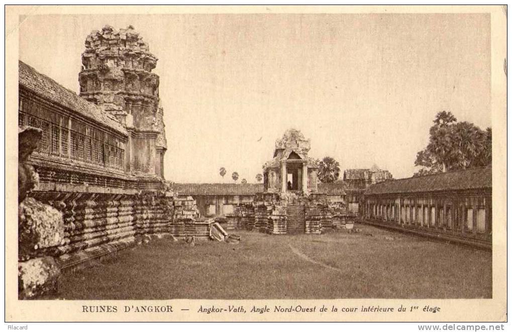 13685    Cambogia,  Ruines  D"Angkor,  Angkor-Vath,  Angle  Nord-Ouest De La Cour  Interieure Du  1er  Etage,  NV - Cambogia