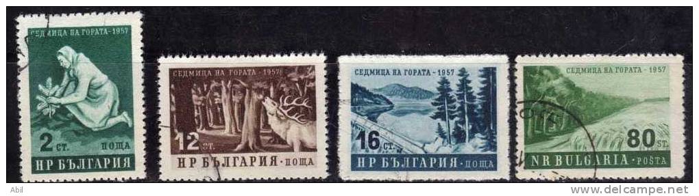 Bulgarie 1957 N°Y.T. ;  898 Et 900 à 902 Obl. - Used Stamps