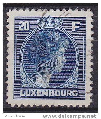 Luxembourg Yvert N° 355 Oblitéré - Cote 8,5 Euros - Prix De Départ 2,5 Euros - 1944 Charlotte De Profil à Droite