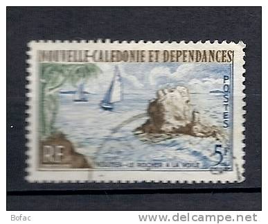 304  (OBL) Y&T    (le Rocher à La Voile Nouméa)  « Nlle Calédonie »  35/01 - Used Stamps