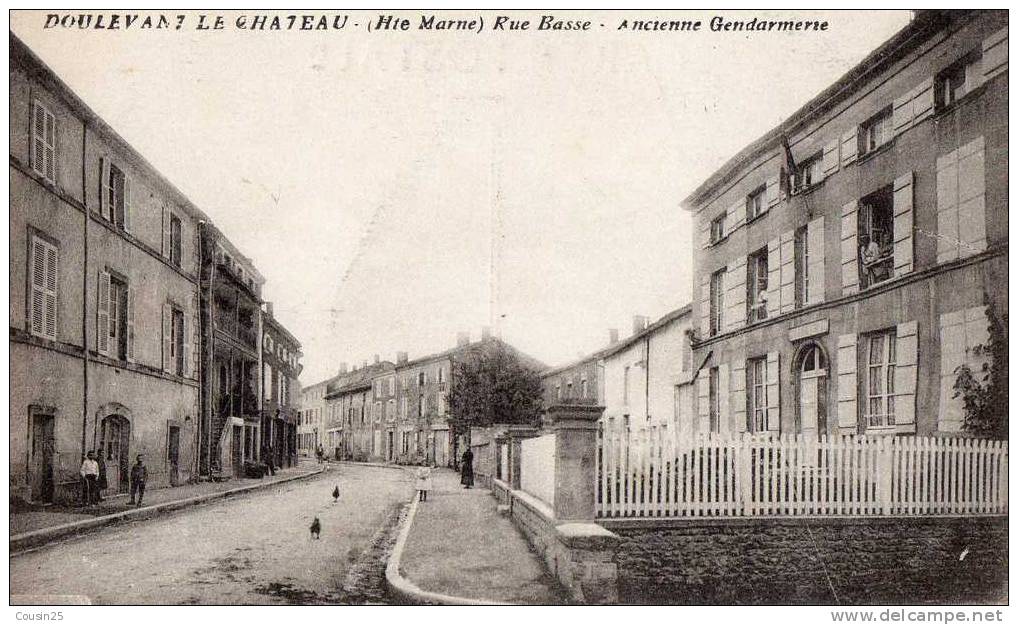 52 DOULEVANT LE CHATEAU - Rue Basse - Ancienne Gendarmerie - Doulevant-le-Château