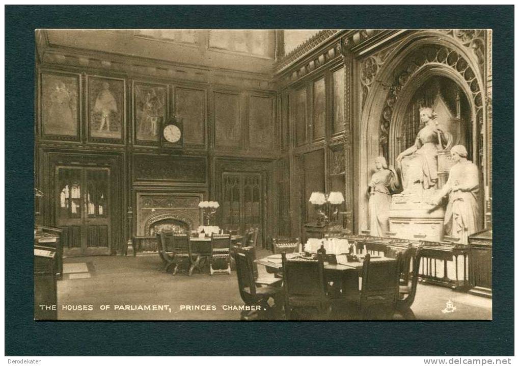The Houses Of Parliament, Princes Chamber. Tuck's Post Card. No.2168. Photogravure. Unwritten!! New !! Statue.Scarce. - Houses Of Parliament