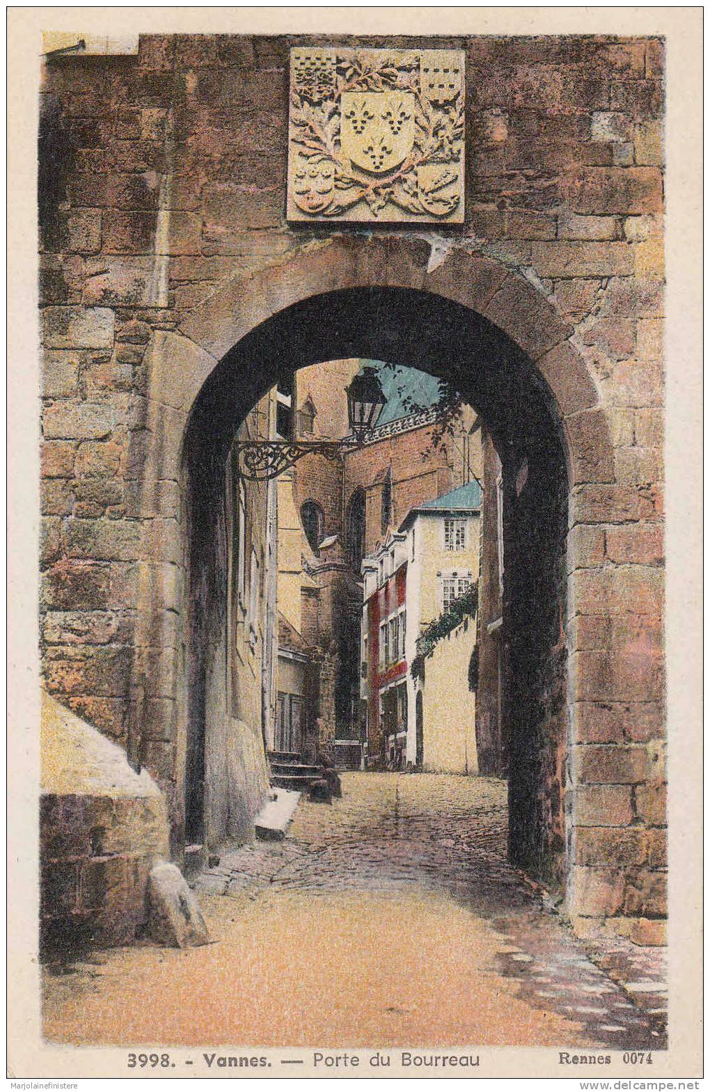 Dép. 56 - VANNES. - Porte Du Bourreau. Colorisée. Laurent-Nel, Rennes. N° 3998 Rennes 0074 - Vannes