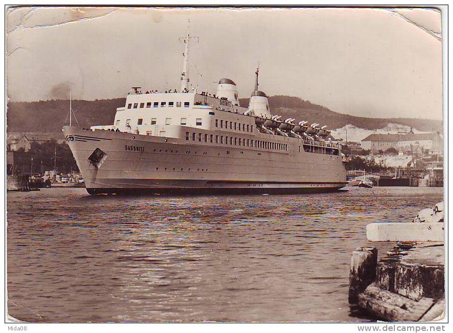 BATEAU. MS   SASSNITZ. ROSTOCK. - Padvinderij