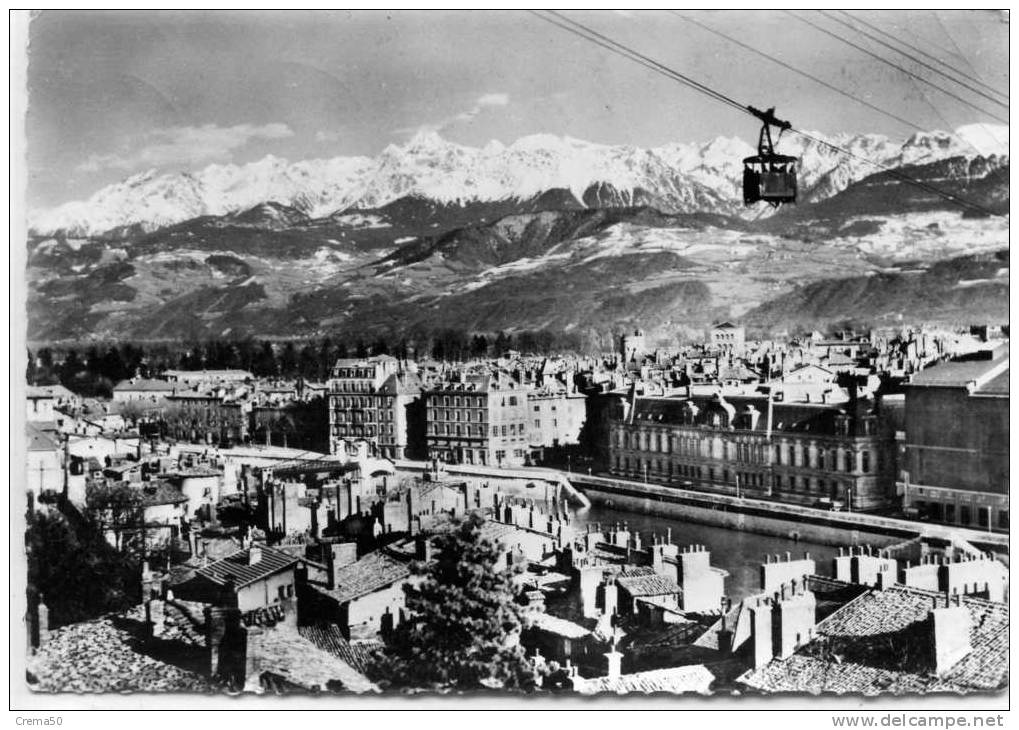 38 - GRENOBLE - Et La Chaîne Des Alpes - Grenoble