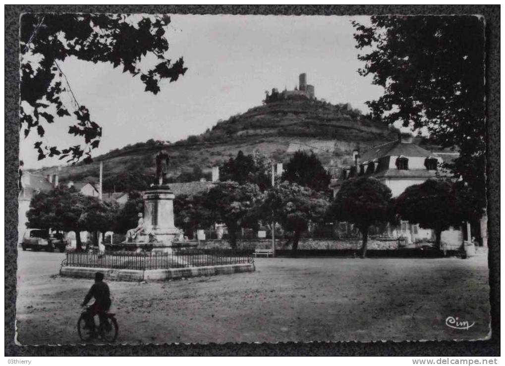 CPSM 46 - ST CERE - PLACE DU GRAVIER - 1959 - - Luzech