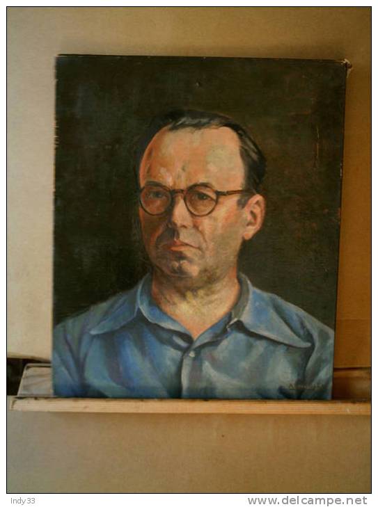 - PORTRAIT D´ HOMME . HUILE SUR TOILE  SIGNEE DATEE 40 . - Olii