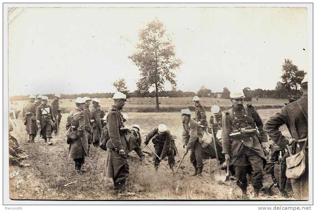 29e D´Infanterie 1909 Grandes Manoeuvres Militaires De L´Est - Soldats Creusant Une Tranchée Près De Saint Mihiel - Guerre, Militaire