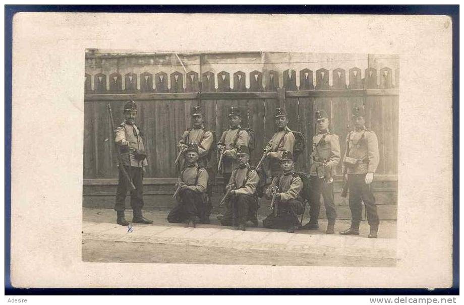 Österreichische K.k. Soldaten Mit Gewehr Im Anschlag, Orig.Fotokarte Gel.1907 - Regimente