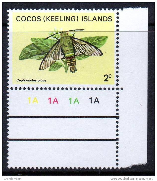 Cocos (Keeling) Islands 1982 Butterflies & Moths 2c Cephonodes Picus With Gutter MNH  SG 85 - Cocos (Keeling) Islands