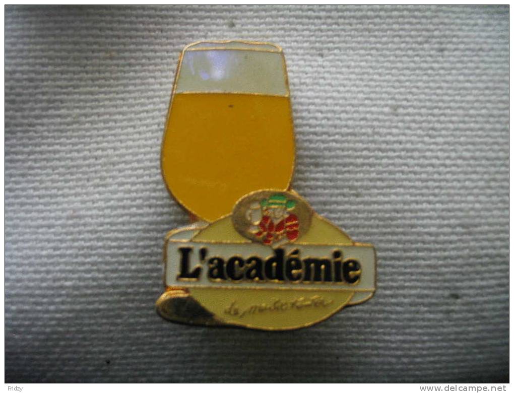 Pin's Café "L' ACADEMIE",  Verre à Biere - Beer