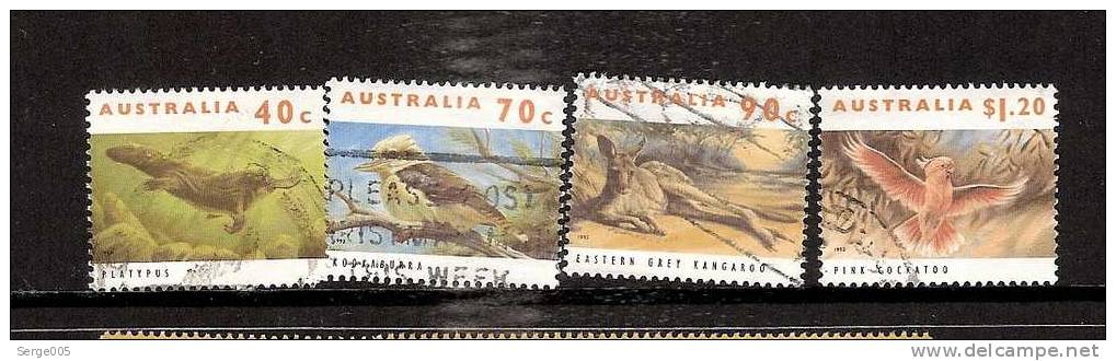 OLLECTION AUSTRALIE  VENTE  PX    /   85  Obliteres - Collections
