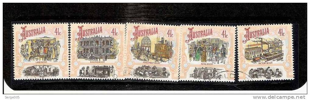 OLLECTION AUSTRALIE  VENTE  PX    /  109 Obliteres - Collections