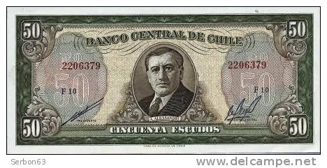 PAIRE BILLETS MONNAIE DONT 1 NEUF CHILI AMERIQUE DU SUD 50 ESCUDOS 2 SIGNATURES N°1025926 F13 Et 2206379 F10 ALESSANDRI - Cile