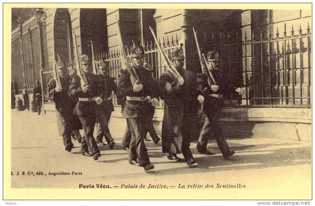 REPRO - Paris Vécu - Palais De Justice - La Relève Des Sentinelles - Lots, Séries, Collections