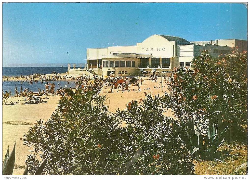 Var - Bandol , La Plage Et Le Casino - Bandol