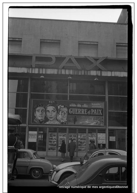 Bonnel Maurice - Cinéma PAX - Film Guerre & Paix- 2CV Taxi  -rue De Sèvres- Paris 6ème -années 1950 . . . © - Arrondissement: 06