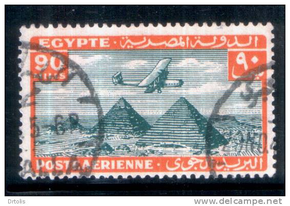 EGYPT / 1933 / AIRMAIL / AIRPLANE / HANDLEY PAGE H.P.42 OVER PYRAMIDS / POST MARK / MAHALLA EL-KOBRA / VF USED . - Usati