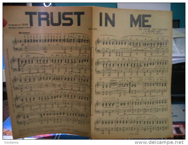 DOUBLE PARTITION TRUST IN ME / YHE LOVE BUG WILL BITE YOU. 1937. BE - Song Books