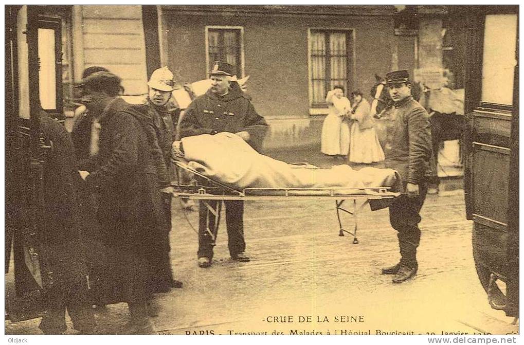 REPRO - Crue De La Seine 1910 - Transport Des Malades à L' Hôpital Boucicaut - Lots, Séries, Collections