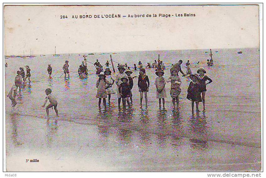 AU BORD DE L'OCEAN . AU BORDS DE LA PLAGE . LES BAINS.ENFANTS. - Autres & Non Classés