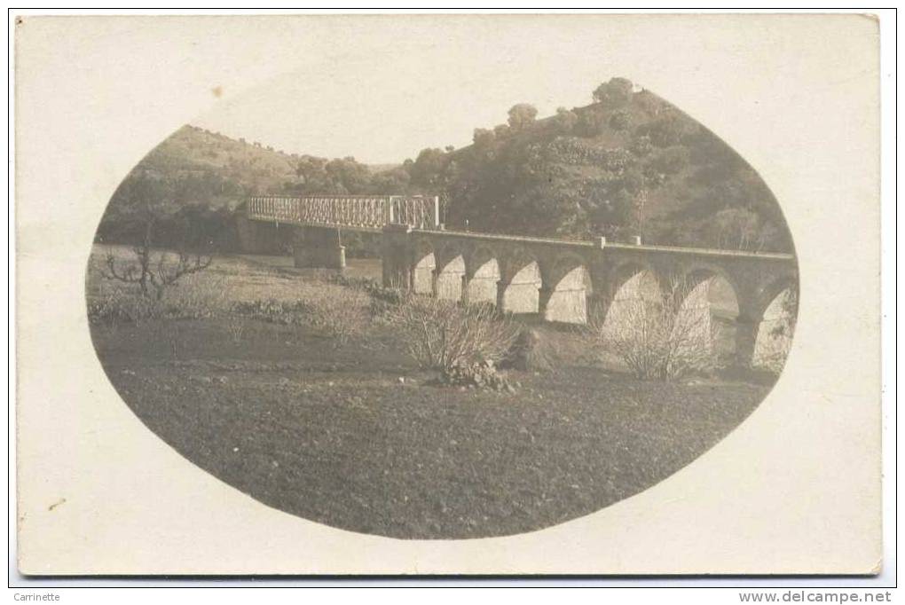 CARTE PHOTO - Pont De Fer Sur Une Rivière - Structures