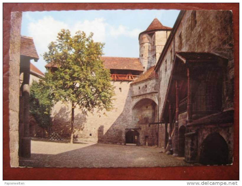 Burghausen - Innerer Burghof Mit Bergfried - Burghausen