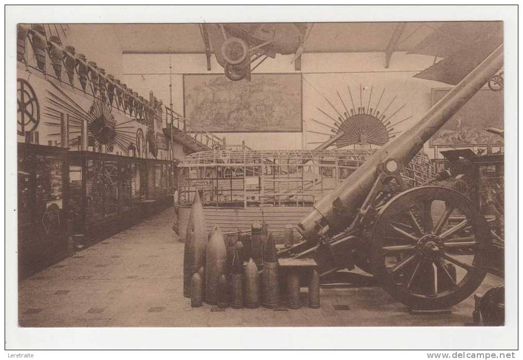 Carte Postale Photo, - Bruxelles. - Musée Royal De L'Armée, Salle Des Trophées, 1914-1918. - Musei