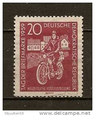 -DDR Gestempeld   Y&T.    NR°    452    Catw.  0.25   Euro - Gebraucht