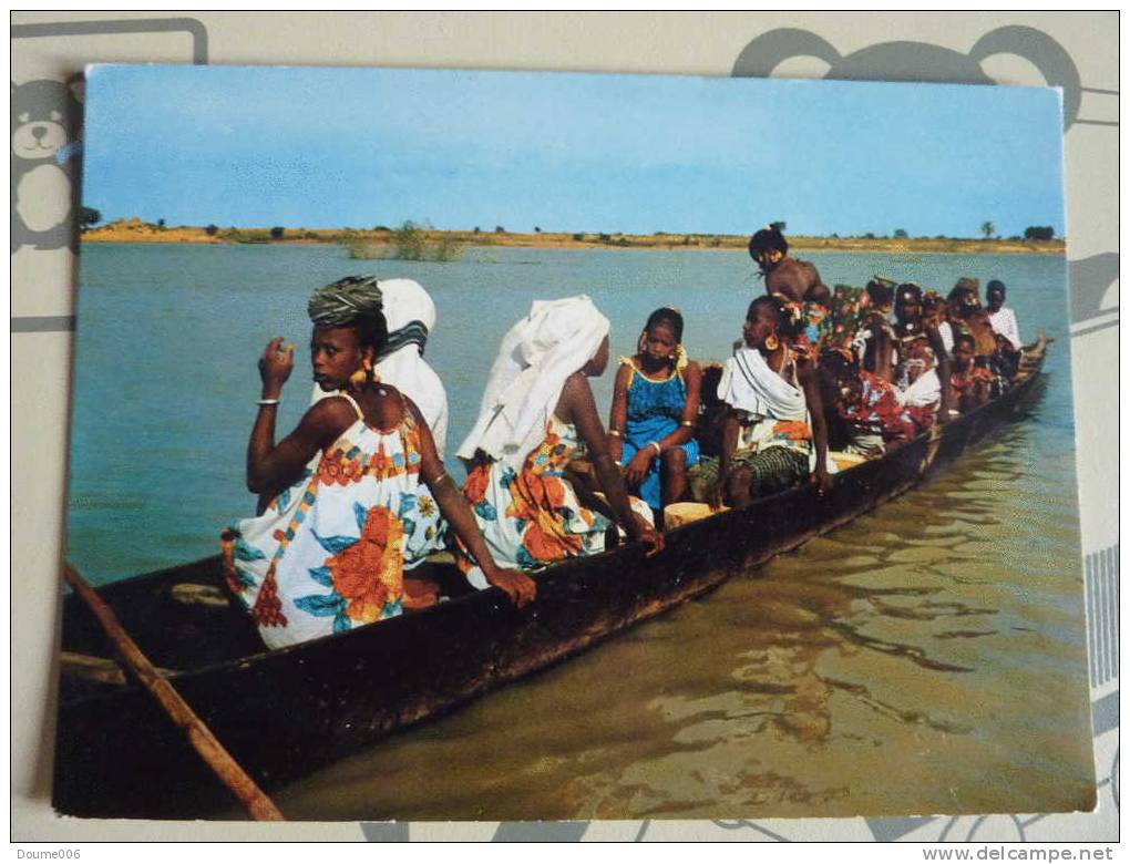 Cpsm Mali Djenne   Jeunes Femmes Peulhs Traversant Le Fleuve Bani            Tres Bon Etat !!! - Mali