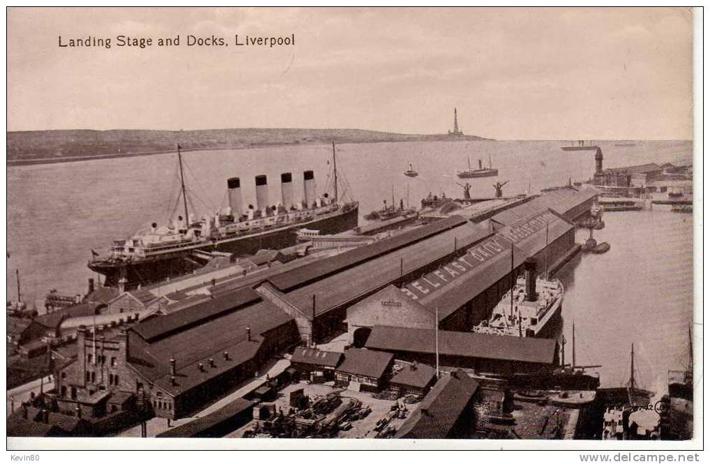 ANGLETERRE LIVERPOOL Landing Stage And Docks - Liverpool