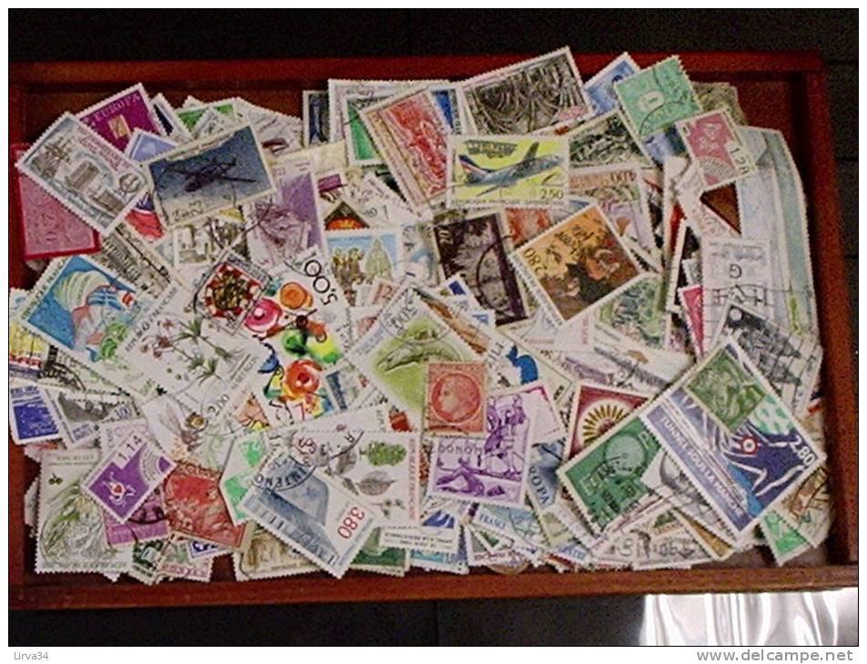 Lot De 2 000 Timbres France Différents Toutes époques : Petits Et Grands Formats, Neufs Et Oblitérés. - Vrac (min 1000 Timbres)