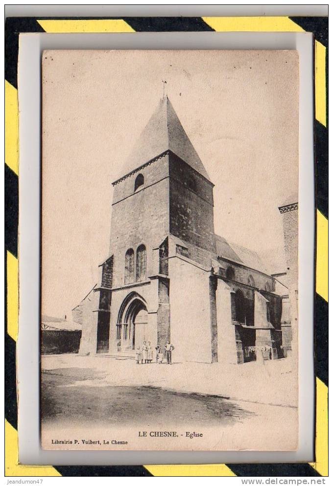 LE CHESNE. - . EGLISE - CARTE ANIMEE - CIRCULEE EN 1904 - Le Chesne