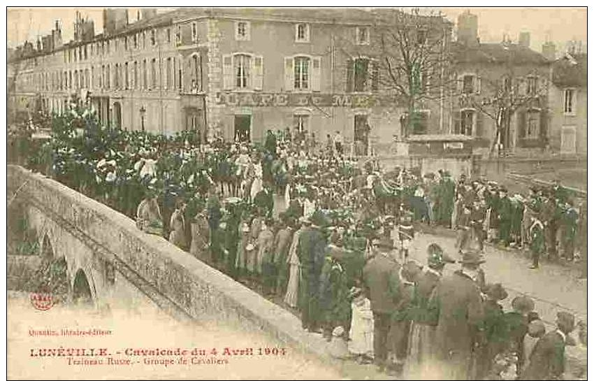 CPA- LUNEVILLE- Cavalcade Du 4 Avril 1904 ,traineau Russe ,très Animée     (voir Dos)  C241 - Luneville