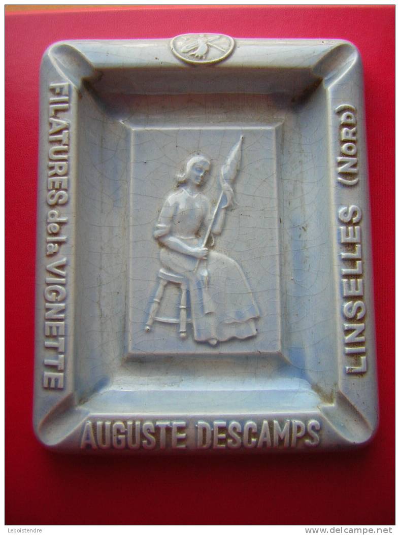 RARE CENDRIER PUBLICITAIRE -FILATURES DE LA VIGNETTE -LINSELLES-NORD-AUGUSTE DESCHAMPS-PORCELAINE CRAQUELEE-10 PHOTOS - Porcelana