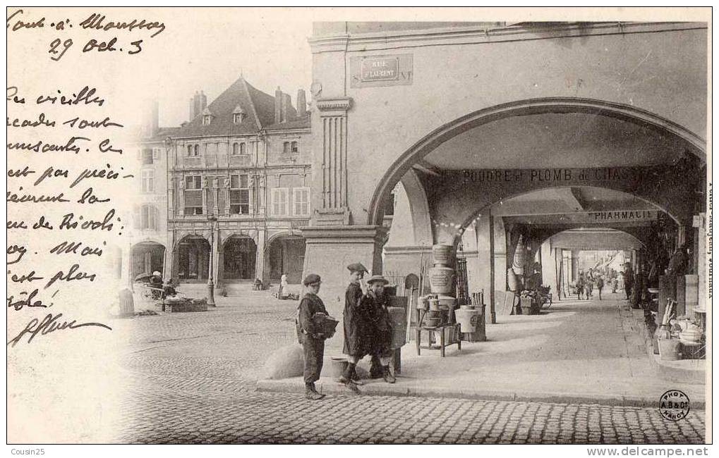 54 PONT A MOUSSON - Sous Les Arcades - Pont A Mousson