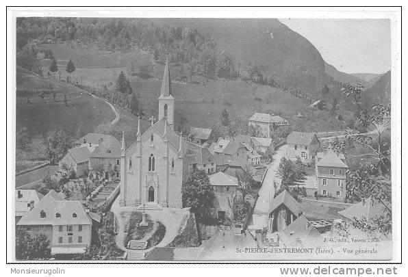 38 )) SAINT PIERRE D ENTREMONT   Vue Générale   J G Edit - Saint-Pierre-d'Entremont